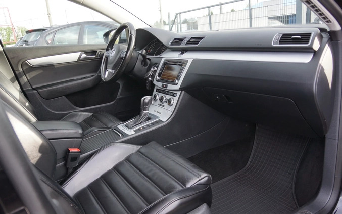 Volkswagen Passat cena 52700 przebieg: 210904, rok produkcji 2014 z Polkowice małe 436